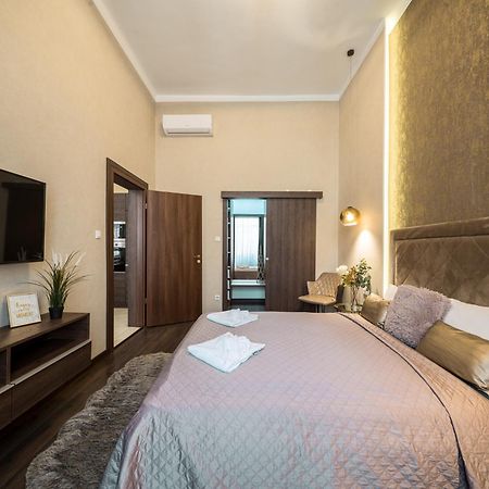 Luxury Dream With A Sauna In The Center Budapest Exterior foto